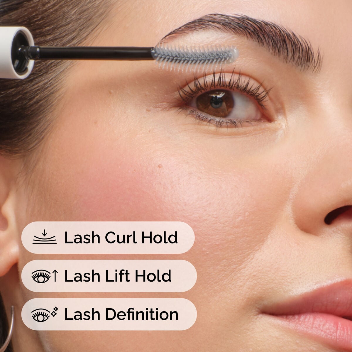 lash-curl-finisher-y6 ord-lash-curl-finisher-model-application-with-benefits.jpg